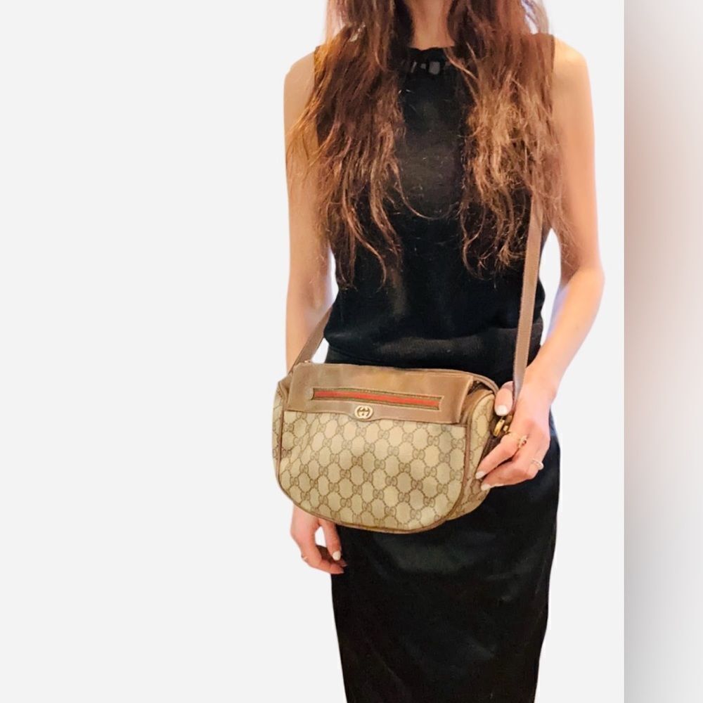 Gucci vintage shoulder bag  - Picture 13 of 16